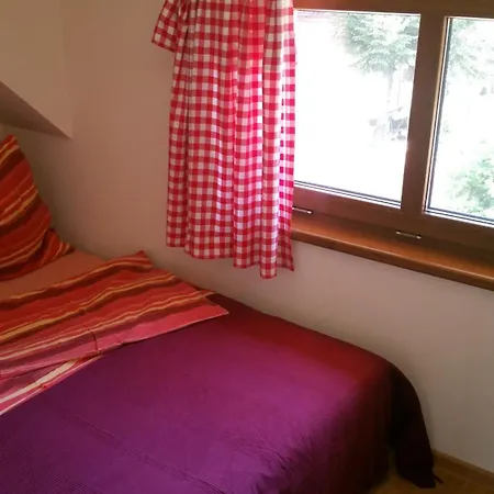 House Family בית הארחה פופראד