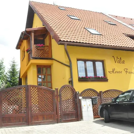 Guest house House Family Poprad