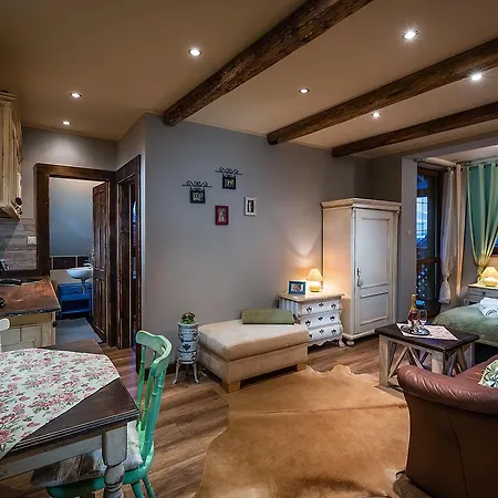 בית הארחה House Family פופראד