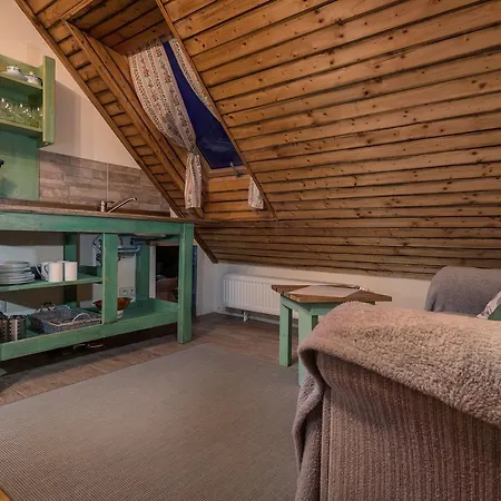 House Family 3* Попрад