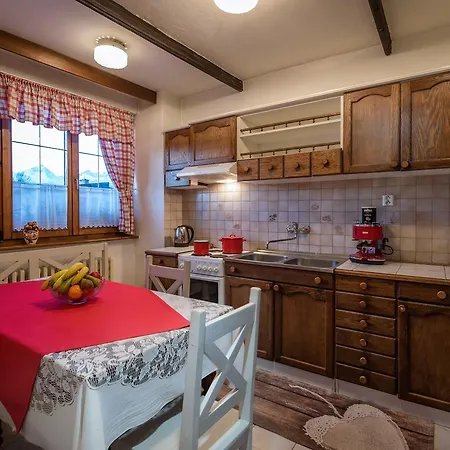 Guest house House Family