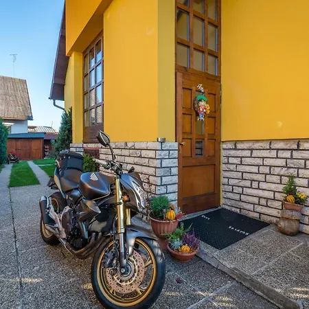 House Family 3* Попрад